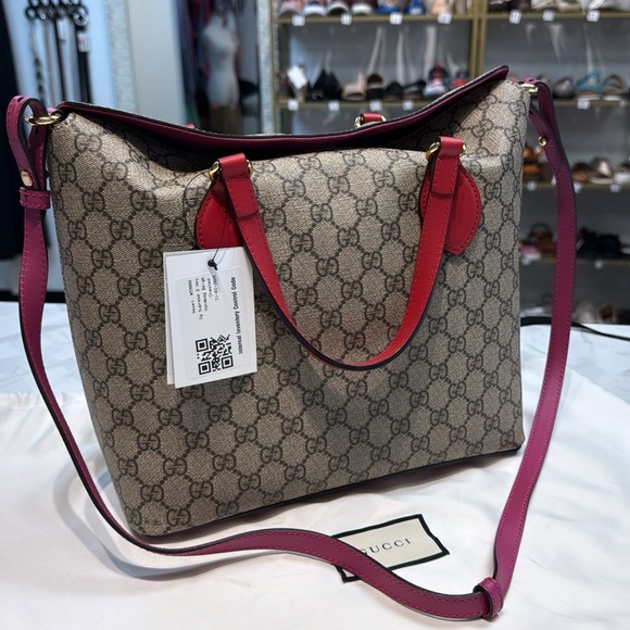 Gucci GG Supreme Monogram Linea A Foldover Tote - Picture 1 of 8